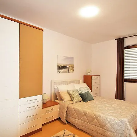 Apartments Lilly Banjole