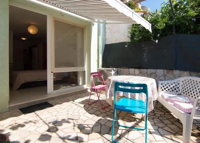 Apartman Apartments Lilly Banjole