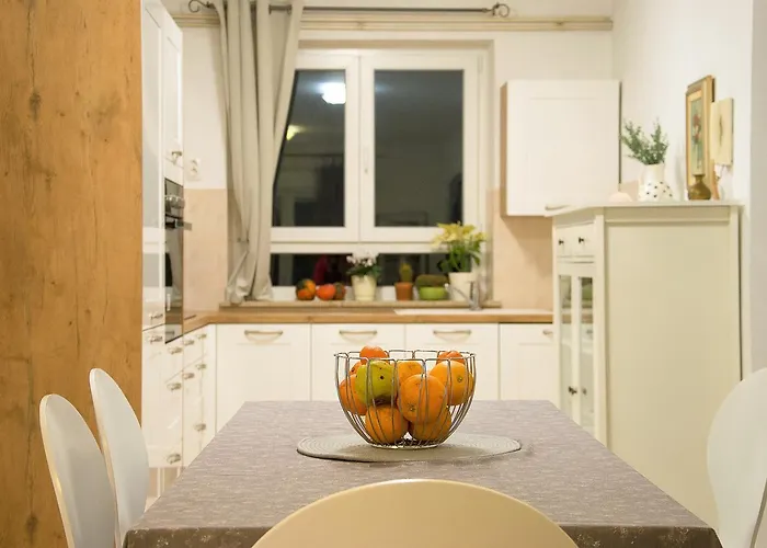 Apartman Apartments Lilly Banjole